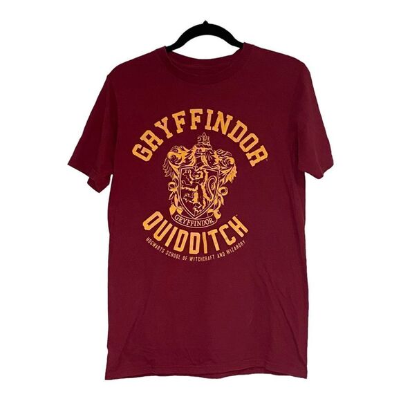 Gryffindor Quidditch T shirt - Picture 1 of 3